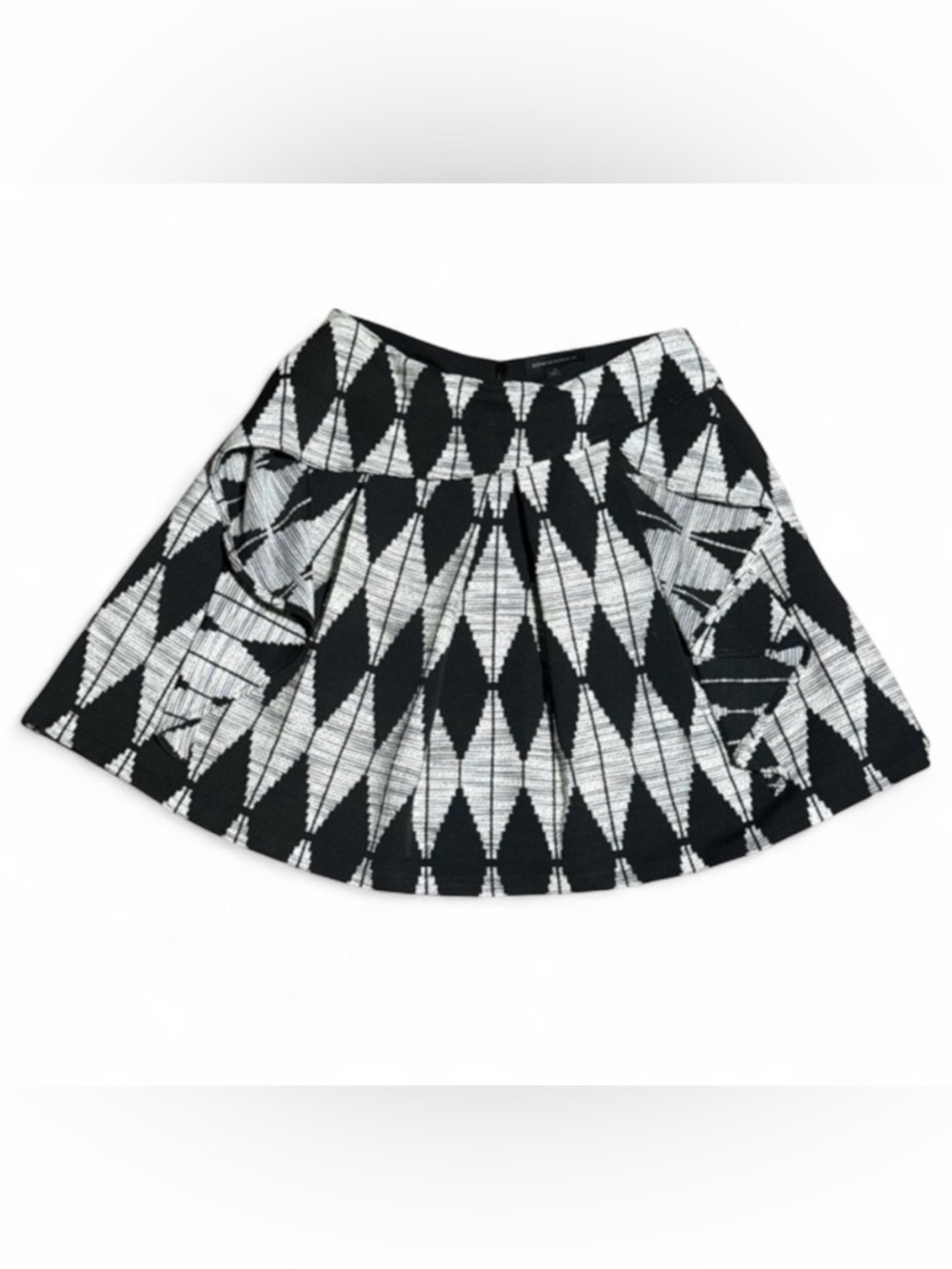 Banana Republic Black White Diamond Jacquard A-Line Pleated Skirt size 6
